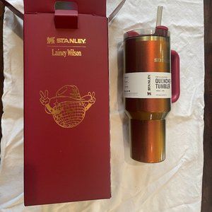 Stanley cup - Lainey Wilson Special Edition